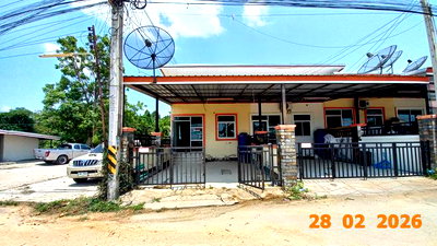 Townhouses for sale Pluak Daeng Rayong : TOWN HOUSE 20.6 Sq.w. Pluak Daeng Rayong for 1.5M