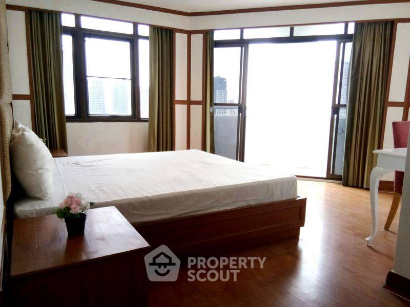 picture 146 Sqm 2-BR High-Floor At The Waterford Park Sukhumvit 53, BTS Thong Lor (ID 512304) - 11/16