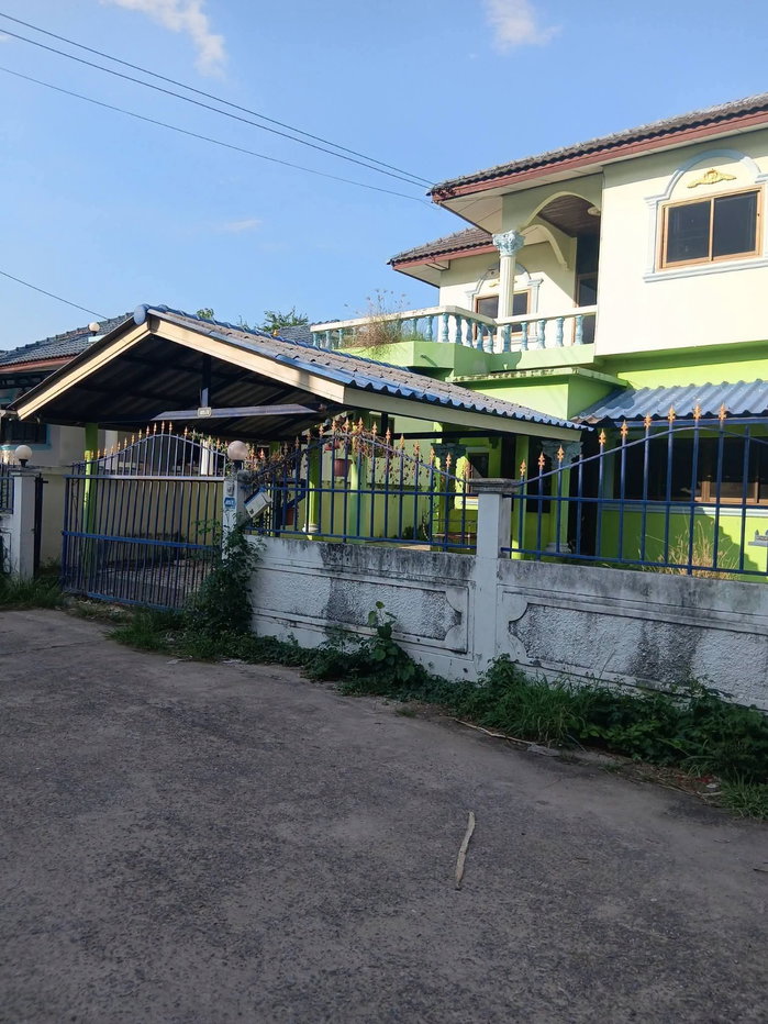 picture House for sale as is. Interested parties please contact 064-419-5144. - 2/4