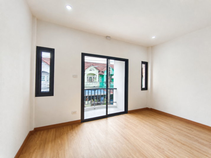 รูป หมู่บ้านเบญจศิริ เพรชเกษม91 รีโนเวทใหม่ทั้งหลัง เพียง 1.99 ล้าน ผ่อนเริ่มต้น 8,500 บาท - รูปที่ 14/23
