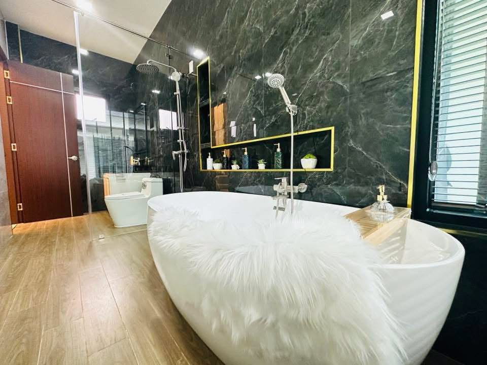 picture  Luxury Modern Pool Villa for Sale  # Pong, Pattaya, Thailand - 27/40