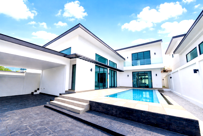 เช่าบ้านเดี่ยว ชลบุรี : Pet Friendly Pool Villa Rent Chak Nok East Pattaya