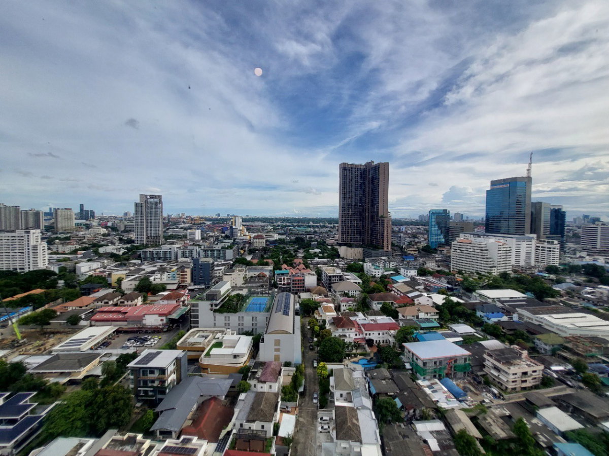 picture Condo For Rent!!Ideo Q Sukhumvit 36 - 10/10