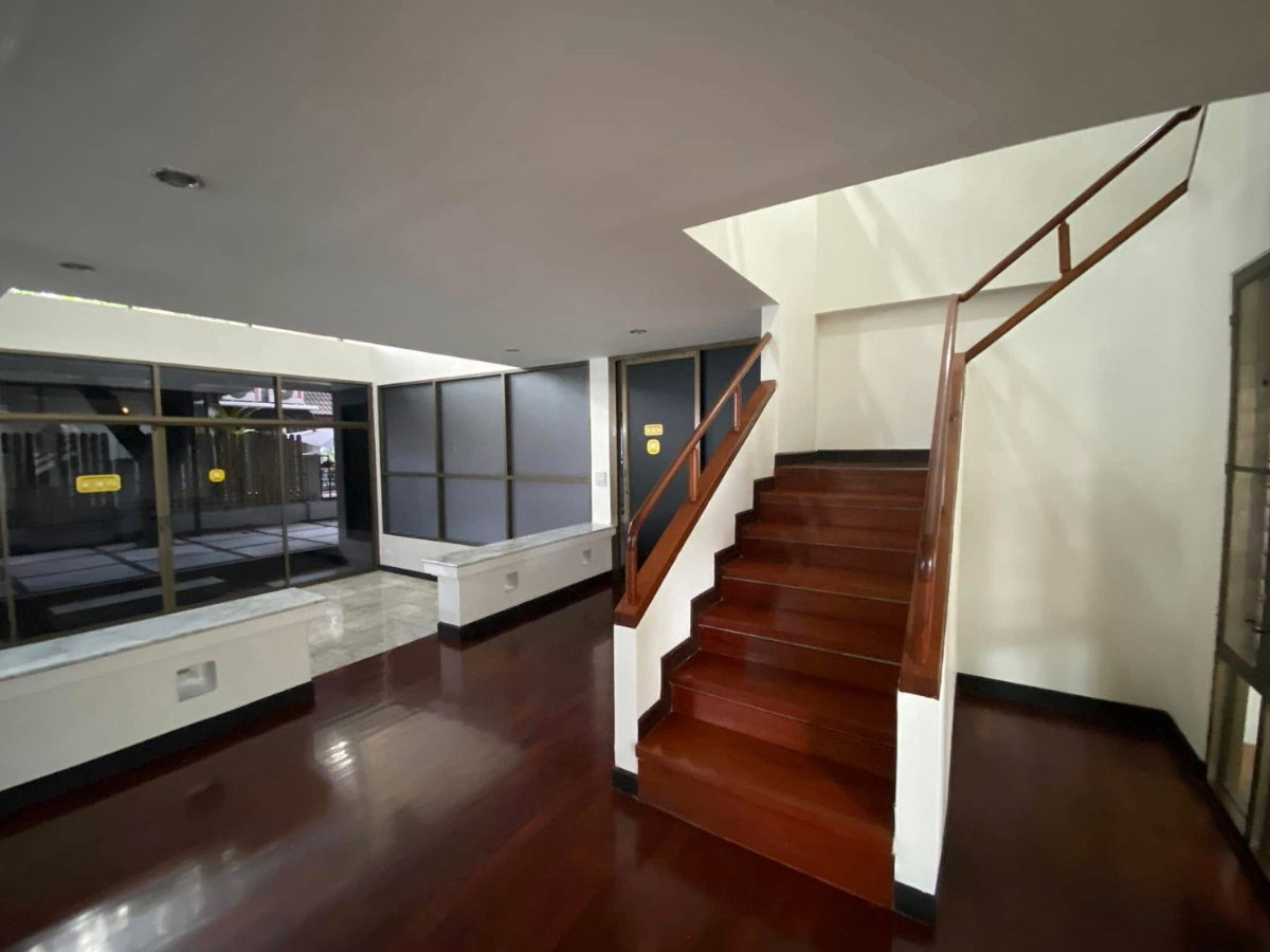รูป 🏢🏡 ให้เช่า บ้านเดี่ยว Home Office ทำเลทอง “ประชาอุทิศ – เหม่งจ๋าย – เลียบด่วนรามอินทรา” 12 ห้องอเนกประสงค์ 6 ห้องน้ำ - รูปที่ 3/10