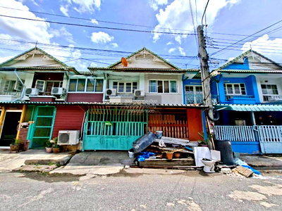 Townhouses for sale Nonthaburi : For Sale Townhouse/Townhome  , Baan Pruksa 14 A Bangbuathong , Bang Khu Rat , Bang Bua Thong , Nonthaburi , CX-128214 ✅ Live chat with us ADD LINE @connexproperty ✅
