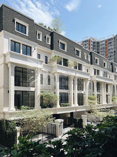 4-bed townhouse for sale, 400 sqm, 75 sq wah, Haus 22 Sathorn