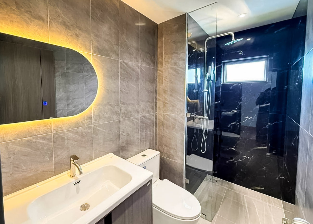 picture 3 Bedroom Modern Contemporary House for Sale Laem Chabang - 1/21