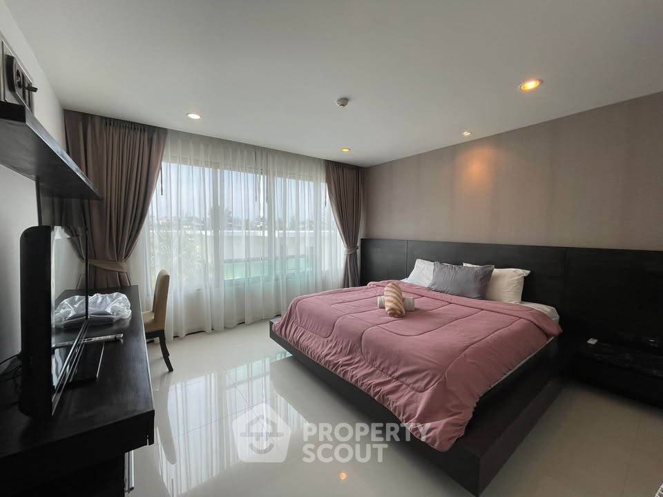 picture Spacious 1-BR 117 Sqm At Kamala Regent Condominium (ID 3011388) - 2/14
