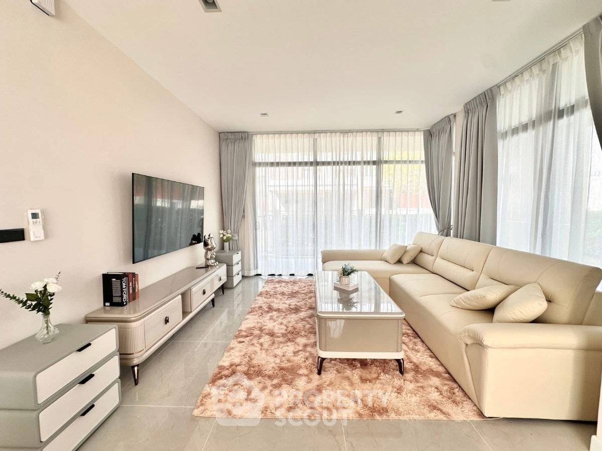 รูป บ้าน 5 ห้องนอน 369 ตร.ม. ใน Bangkok Boulevard Bangna KM.5 (ID 3199498) - รูปที่ 1/9