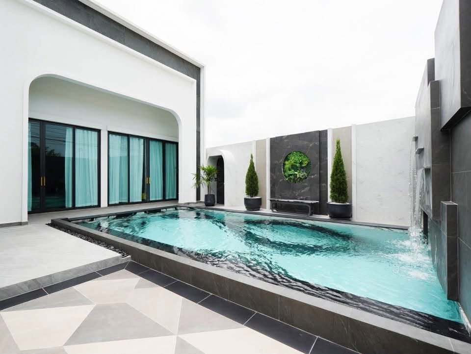 picture Luxury 3 Pool Villas Project for Sale Pattaya - 2/32