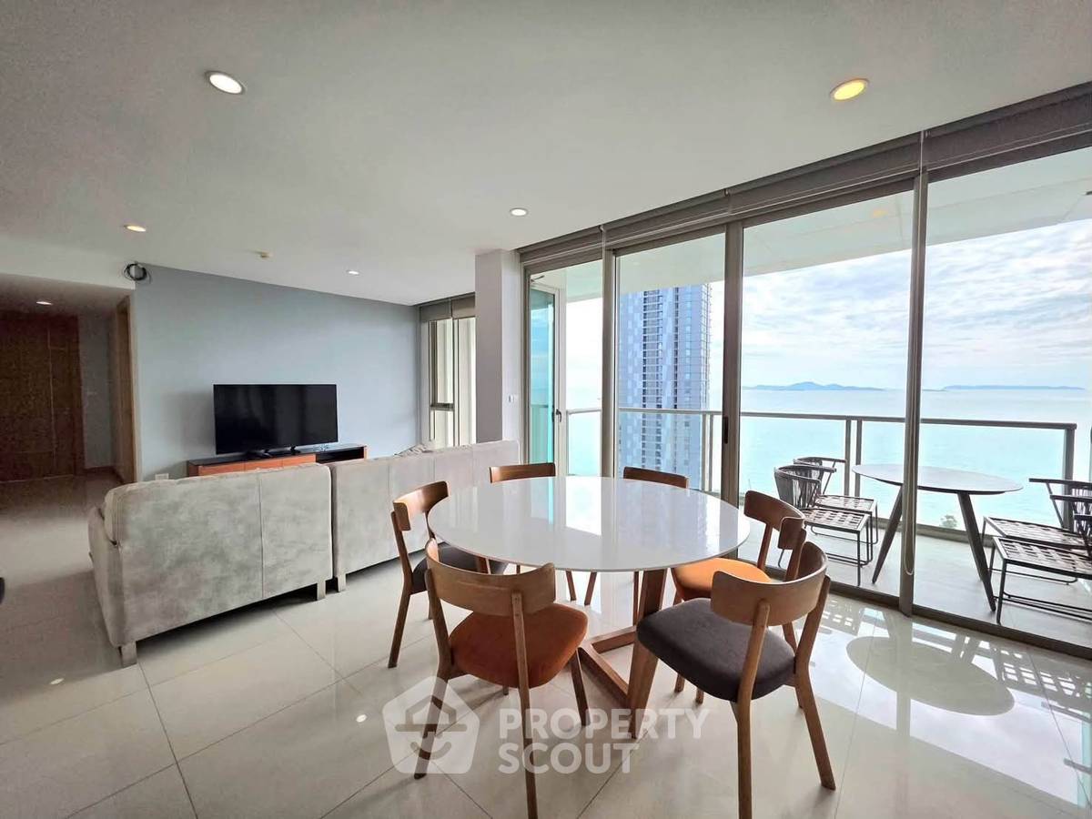 picture 22nd-Floor 3-BR Condo For Rent At The Riviera Wongamat (ID 3204460) - 7/15