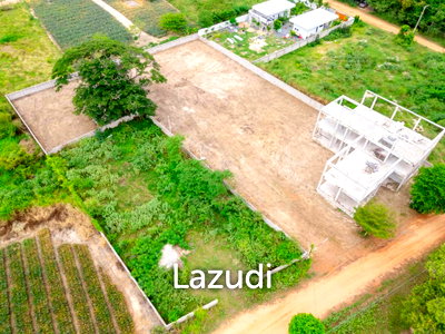 Land for sale Stamford International University Hua Hin : UNFINISHED LUXURY 6-BEDROOM VILLA ON 1.5 RAI LAND ( INVESTMENT OPPORTUNITY )