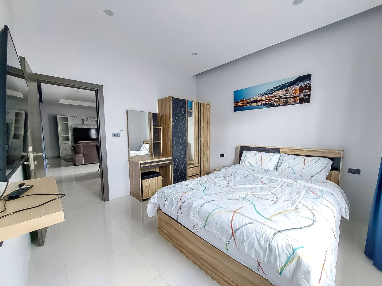 รูป Modern Pool Villa for Rent Nong Pla Lai East Pattaya 3Bed - รูปที่ 8/11