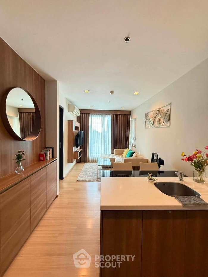 picture 45 Sqm 1-BR Condo At Rhythm Sathorn Near BTS Saphan Taksin (ID 3203055) - 1/5