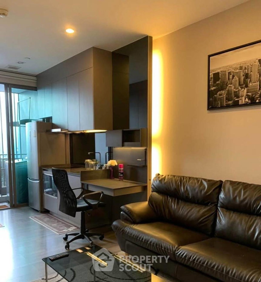 picture 23rd-Floor 1-BR Condo, The Room Sukhumvit 69, 100m To BTS Phra Khanong (ID 3151279) - 3/8