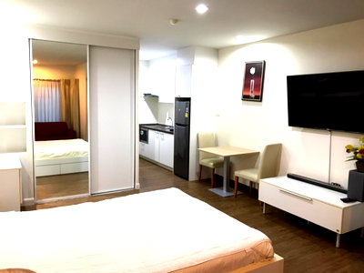 Condos for rent : C-House Amata City Rayong, Studio 32 m^2, For Rent [Full furniture, Built-in]