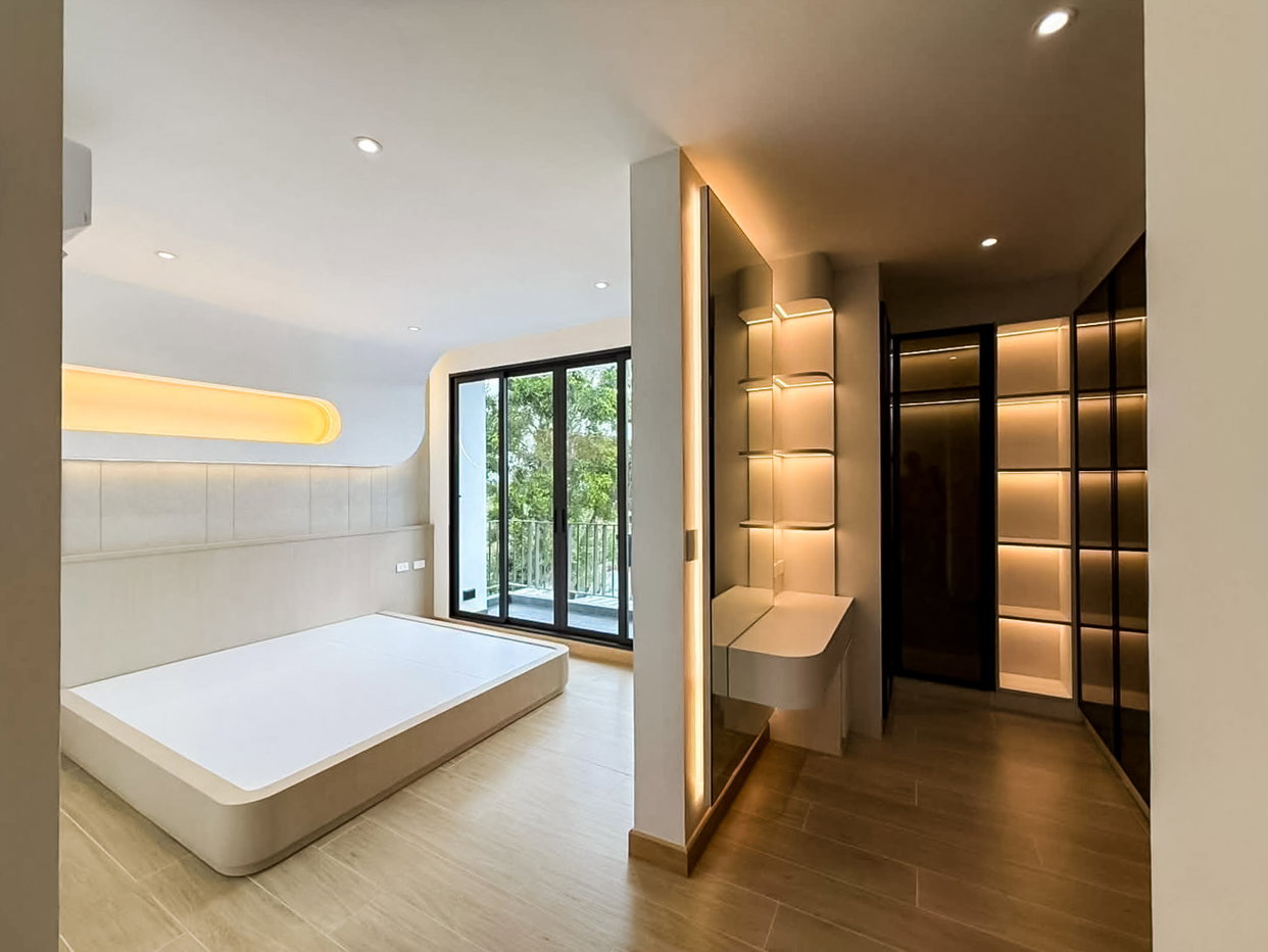 picture 3 Bedroom Modern Contemporary House for Sale Laem Chabang - 4/21