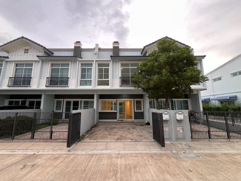🔥 Townhome for Sale✅ Indy Srinakarin–Phraeksa | Near BTS Phraeksa