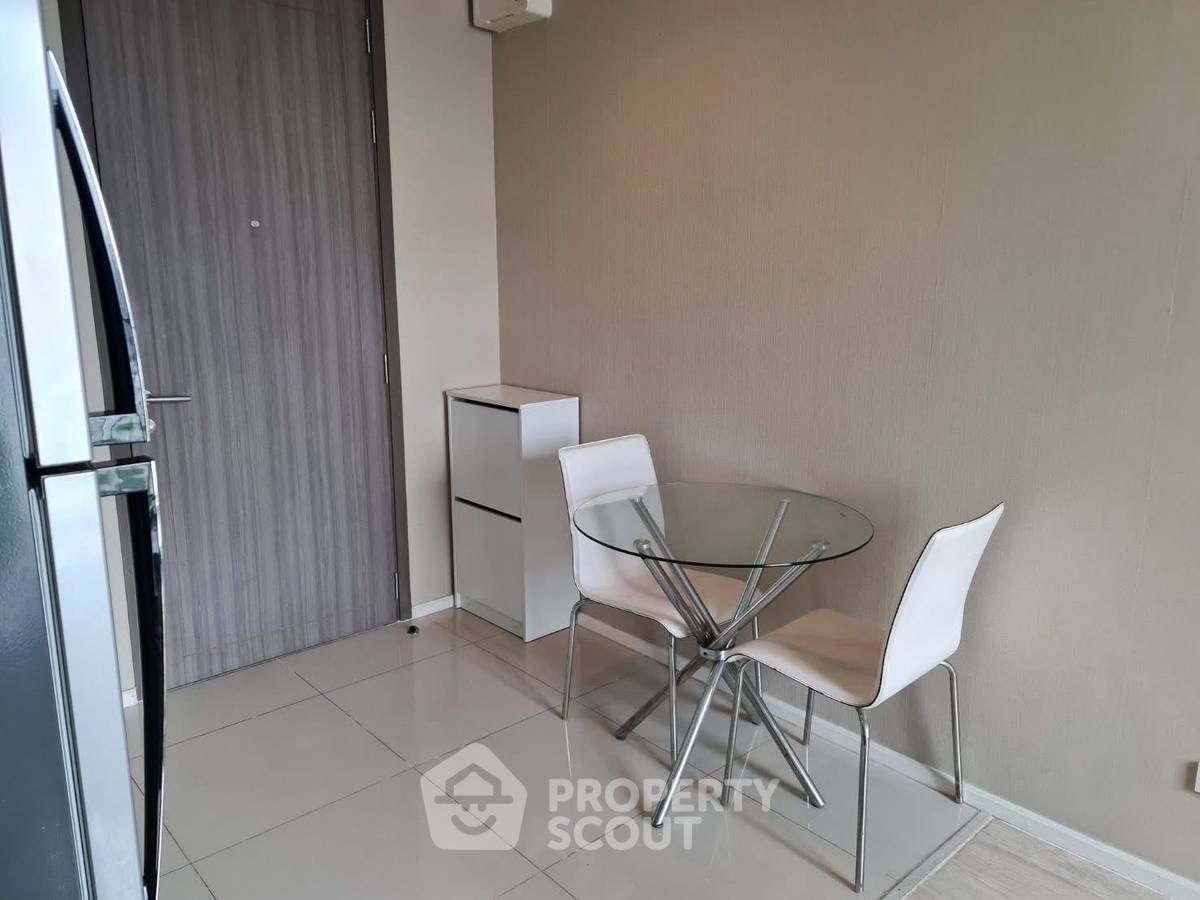รูป ราคาคุ้ม ชั้น 29 คอนโด 1 ห้องนอน Quinn Condo Ratchada 17 ใกล้ MRT สุทธิสาร (ID 2217675) - รูปที่ 2/7