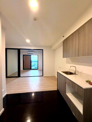 Condos for sale : A Space Mega Bangna | Clearance Sale Direct from Developer (21st High Floor 1BR Fully Furnished Package)