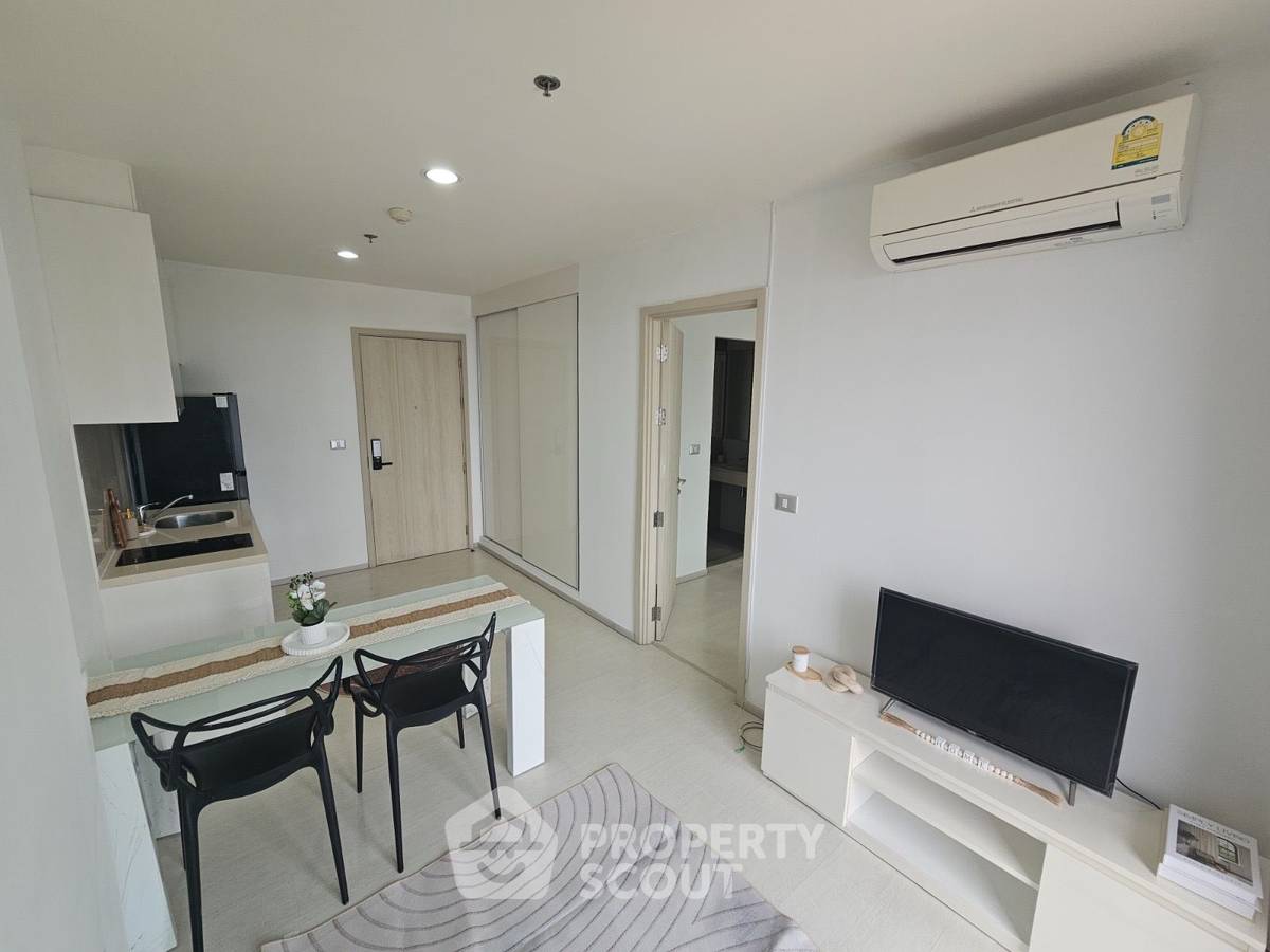 picture 1-BR Condo At Rhythm Sukhumvit 42, 34th-Floor • 200m to BTS Ekkamai (ID 3114369) - 8/11