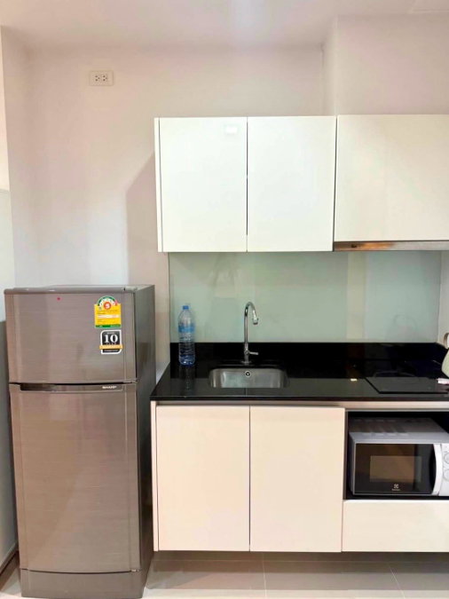 รูป ✨ ห้องรีโนเวทใหม่! ก้าวเดียวถึง MRT สุทธิสาร | Quinn รัชดา 17 • 1 นอน 35.5ตร.ม. ทิศใต้ • ใกล้สระฟิตเนส | เช่า 15,000฿ | ว่าง 10/9 นัดชมฟรี! ⚡ - รูปที่ 6/7