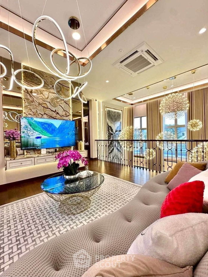 รูป บ้าน 4 ห้องนอน 650 ตร.ม. Perfect Masterpiece Rama 9 – Krungthep Kreetha (ID 3199529) - รูปที่ 17/21