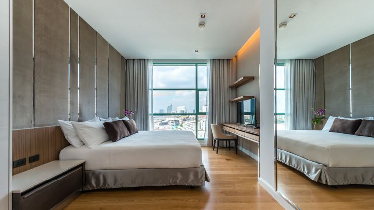 4-bed condo for rent, 250 sqm, Chatrium Riverside Condomimium