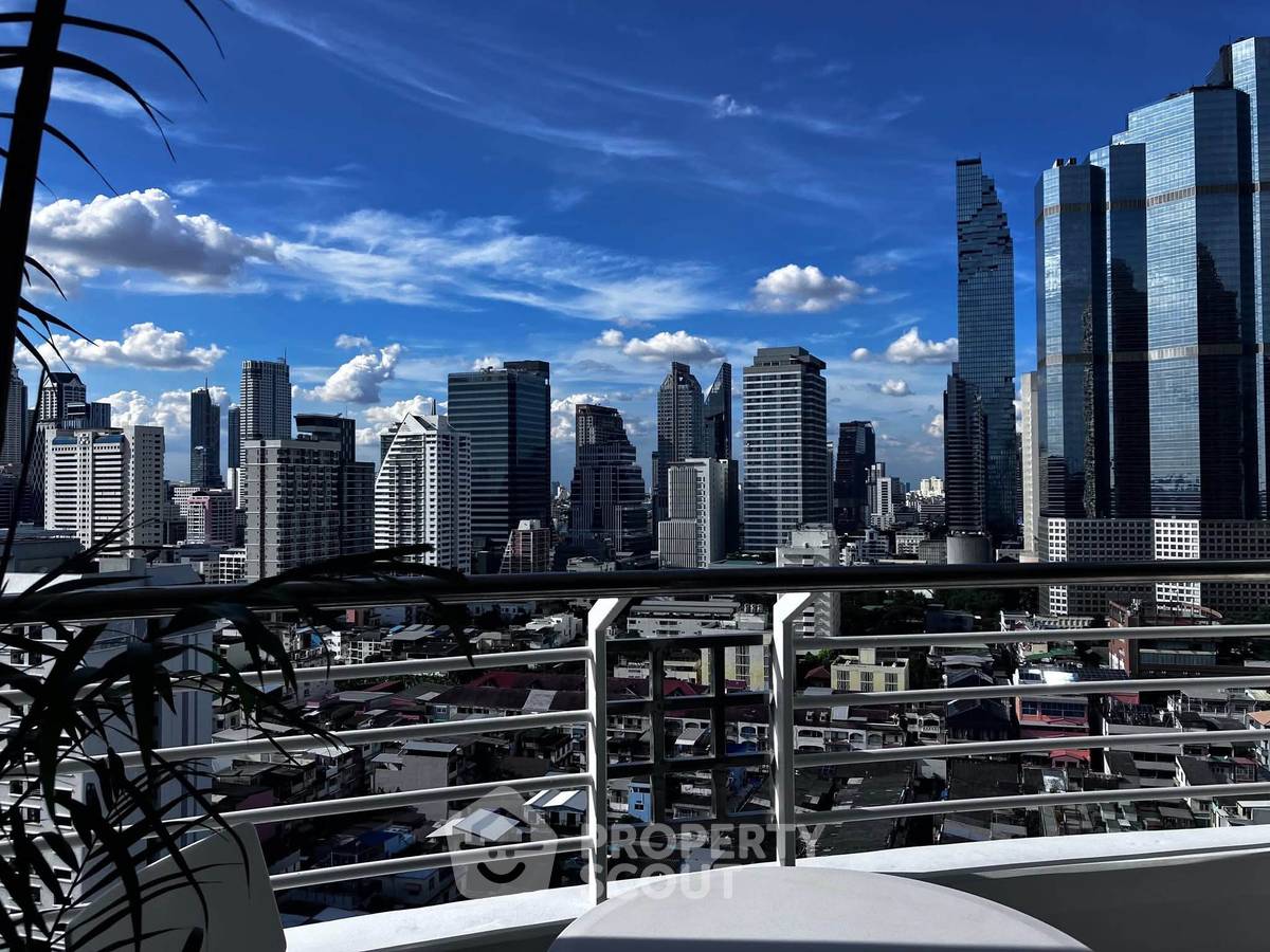 picture 19th-Floor 2-BR Sathon Heritage Residences Near BTS Chong Nonsi (ID 3201571) - 18/21