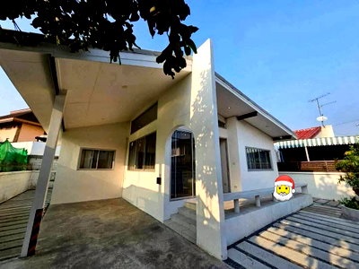 เช่าบ้านเดี่ยว กรุงเทพมหานคร : 🏡 ให้เช่า บ้านเดี่ยวชั้นเดียว เสนานิคม 1 – ลาดปลาเค้า 3 ห้องนอน 2 ห้องน้ำ บ้านเดี่ยวชั้นเดียวบรรยากาศดี บ้านโล่ง โปร่ง ลมผ่าน 