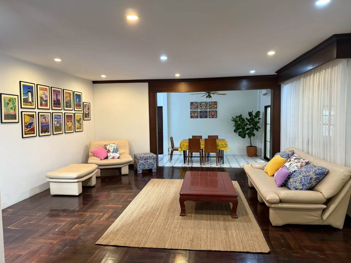 รูป 🏡✨ ให้เช่า บ้านทำเลทองหลัง THE NINE CENTER พระราม 9 ซอย 41 3 ห้องนอน 3 ห้องน้ำ เหมาะอยู่อาศัย + Home Business - รูปที่ 3/13
