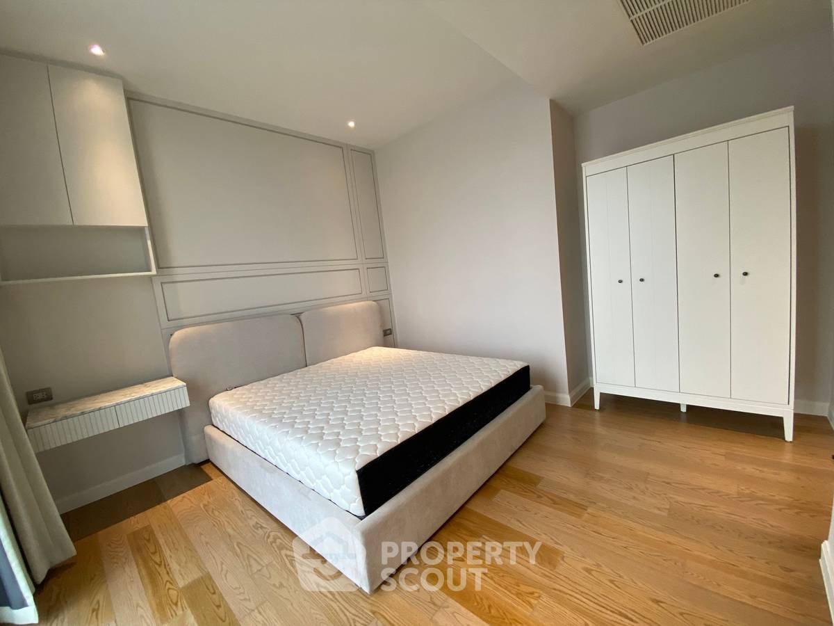 picture 2-BR Condo At Magnolias Waterfront Residences, BTS Saphan Taksin (ID 3200957) - 13/13
