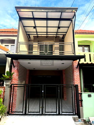 Townhouses for sale : For Sale Townhouse/Townhome  , Baan Sinphet , MRT-Khong Bang Phai , Bang Rak Phatthana , Bang Bua Thong , Nonthaburi , CX-125438 ✅ Live chat with us ADD LINE @connexproperty ✅