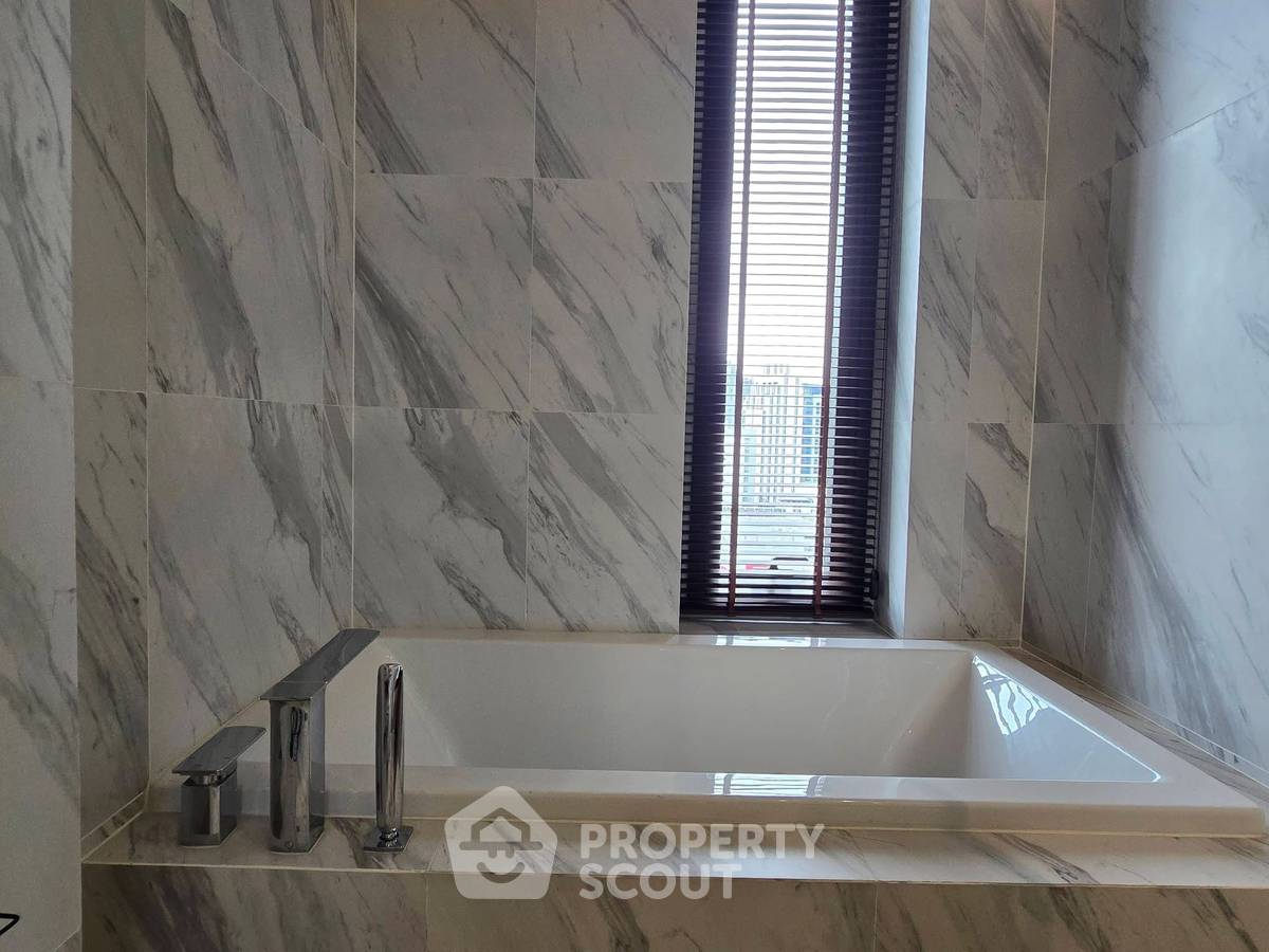 picture Pet-Friendly 2-BR Muniq Sukhumvit 23, 100m To MRT Sukhumvit (ID 3202994) - 10/16