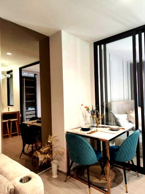 Condos for rent : 🏙️ For Rent | LIFE Sathorn - Sierra 🚇 Near BTS Talat Phlu / MRT Tha Phra Station 📌 Ready to move in | Corner unit, offering privacy