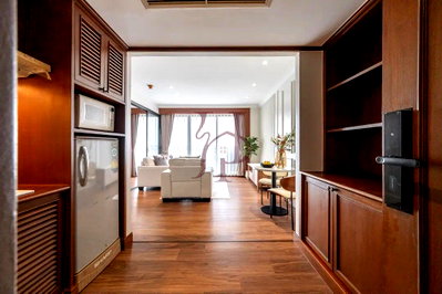 คอนโดให้เช่า : 🚇 Sailom Suites Condominium | ใกล้ BTS นานา เดินทางสะดวก