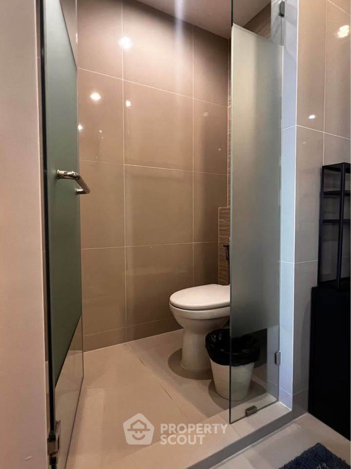 picture High-Floor 2-BR Condo At Niche Mono Charoen Nakorn (ID 3193658) - 14/17
