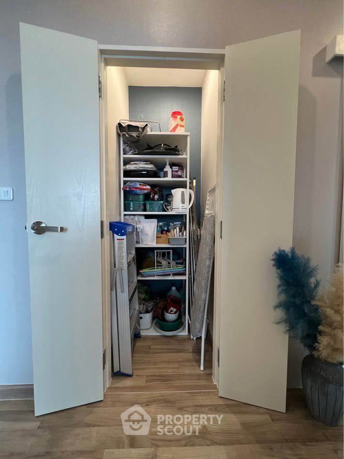 picture High-Floor 2-BR Condo At Niche Mono Charoen Nakorn (ID 3193658) - 13/17