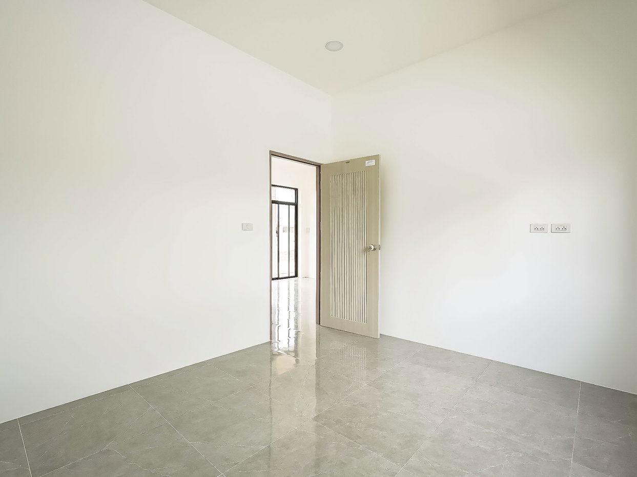 picture Modern House for Sale Na Jomtien Pattaya 3 Bedroom - 6/16