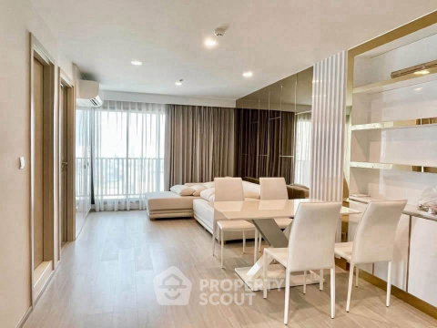 19th-Floor 2-BR Life Ladprao, 100m To BTS Ha Yaek Lat Phrao (ID 3203070)