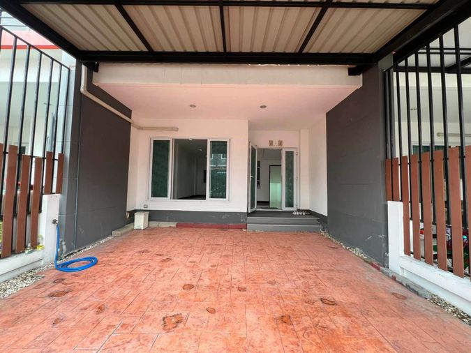 3-bed townhouse for sale, 198 sqm, 22 sq wah, The Eterno Ramkhamhaeng 174