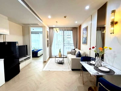 Condos for rent : 🔥 Condo for Rent | Only 450m. to BTS Chong Nonsi 📍 Collezio Sathorn-Pipat