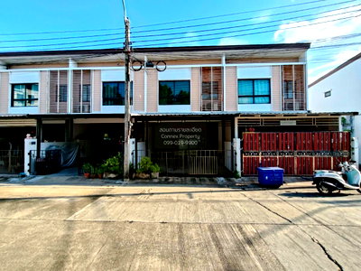 Townhouses for sale Tesco Lotus Srinakarindra : For Sale Townhouse/Townhome  , Pruksa Lite Lox Sukhumvit - Theparak , wide frontage , BTS-Pu Chao , Thepharak , Mueang Samut Prakan , Samut Prakarn , CX-123928 ✅ Live chat with us ADD LINE @connexproperty ✅