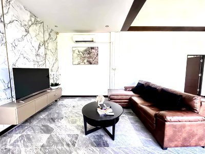 Houses for sale Sattahip Chonburi : Premium House for Sale Na Jomtien Pattaya 4 Bedroom
