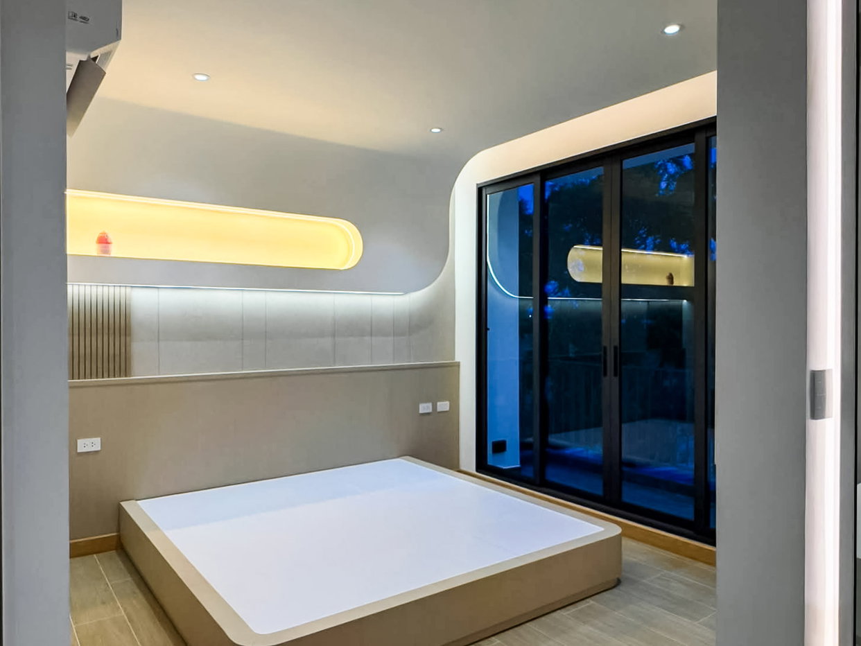 picture 3 Bedroom Modern Contemporary House for Sale Laem Chabang - 12/21
