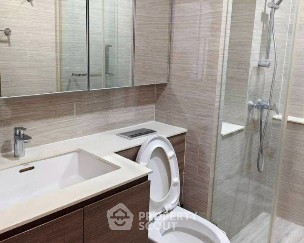 picture 24th-Floor 2-BR At Whizdom Essence Sukhumvit Near BTS Punnawithi (ID 3204403) - 9/10