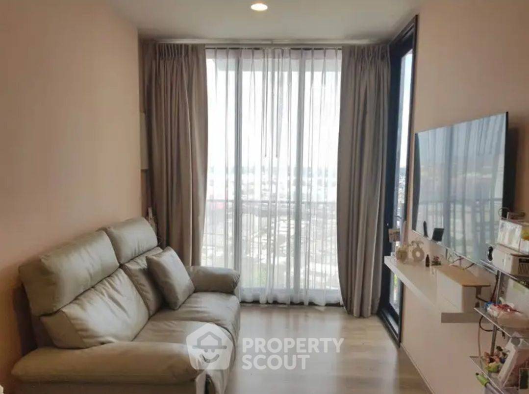 picture 20th-Floor 1-BR At Oka Haus Sukhumvit 36 Near BTS Thong Lor (ID 2004067) - 1/10