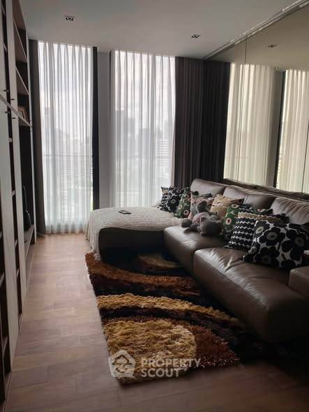 รูป ใกล้ BTS เพลินจิต 100 เมตร | 1 ห้องนอน Noble Ploenchit (ID 3201573) - รูปที่ 3/4