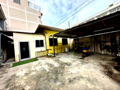 Land for sale Sathon : Prime Land for Sale in Yannawa, Bangkok – 45 Sq. Wah, Ready for Transfer