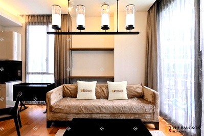 Condos for sale : High-potential Location, Convenient Travel Quattro by Sansiri